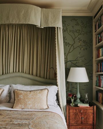 canopy around bed