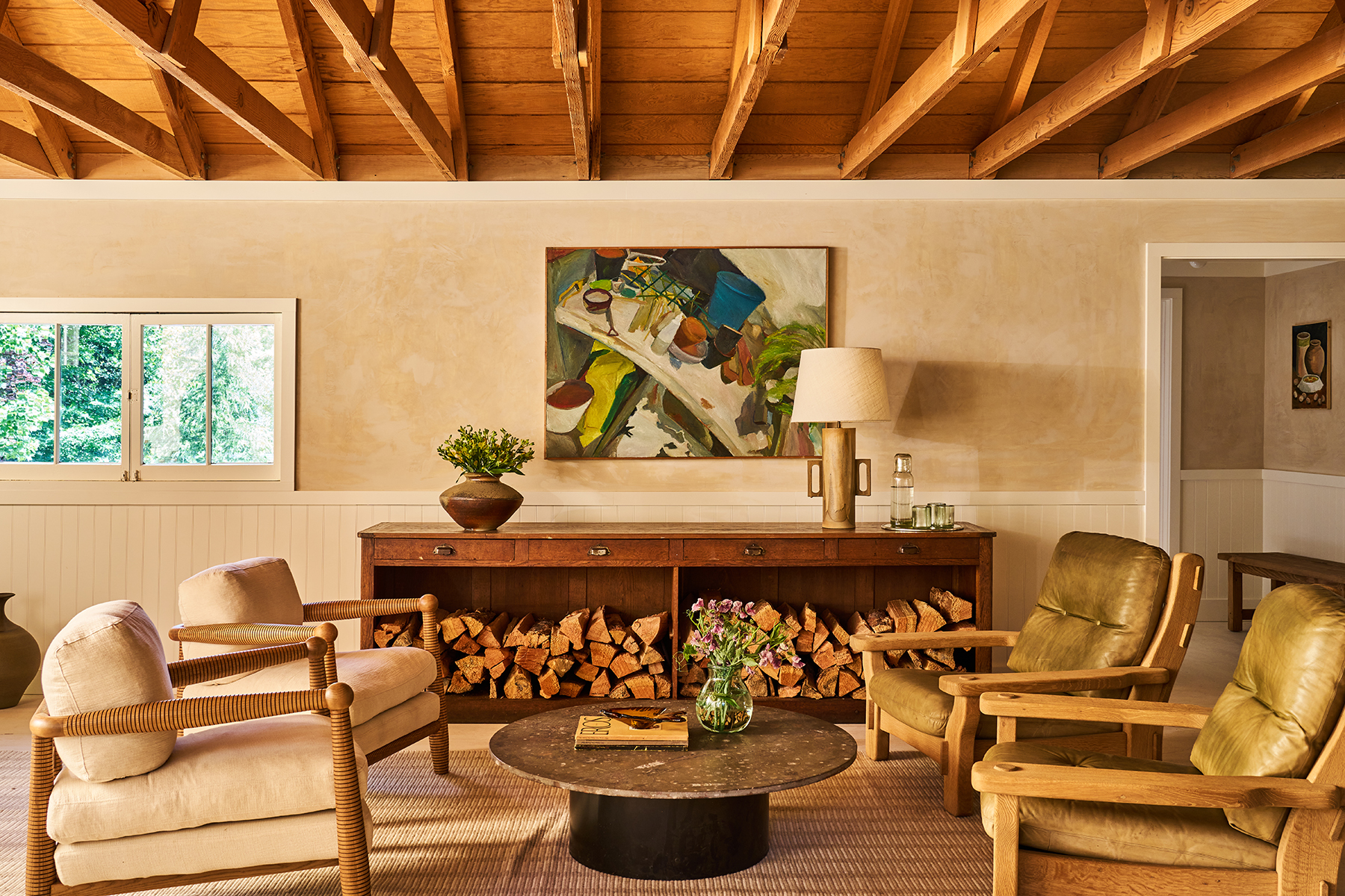 Living room area in Dawn Ranch lodge