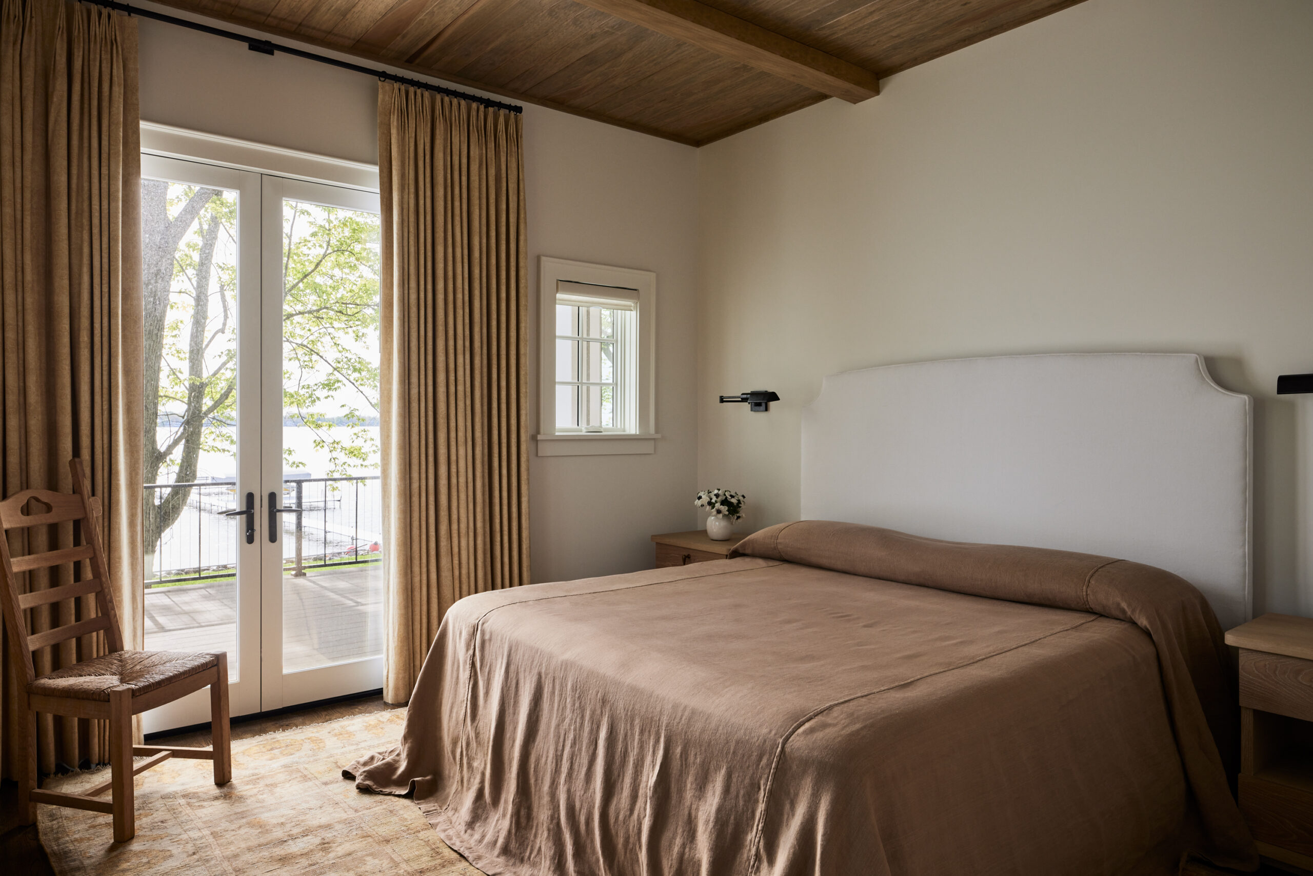 brown-taupe bed spread