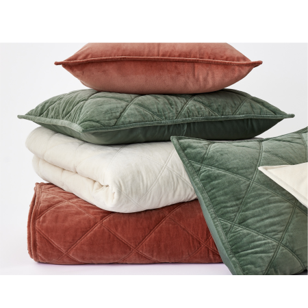  Velvet Organic Quilt, Coyuchi