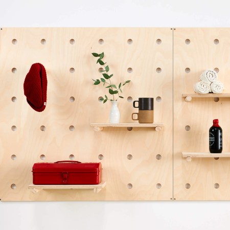  pegboard wall