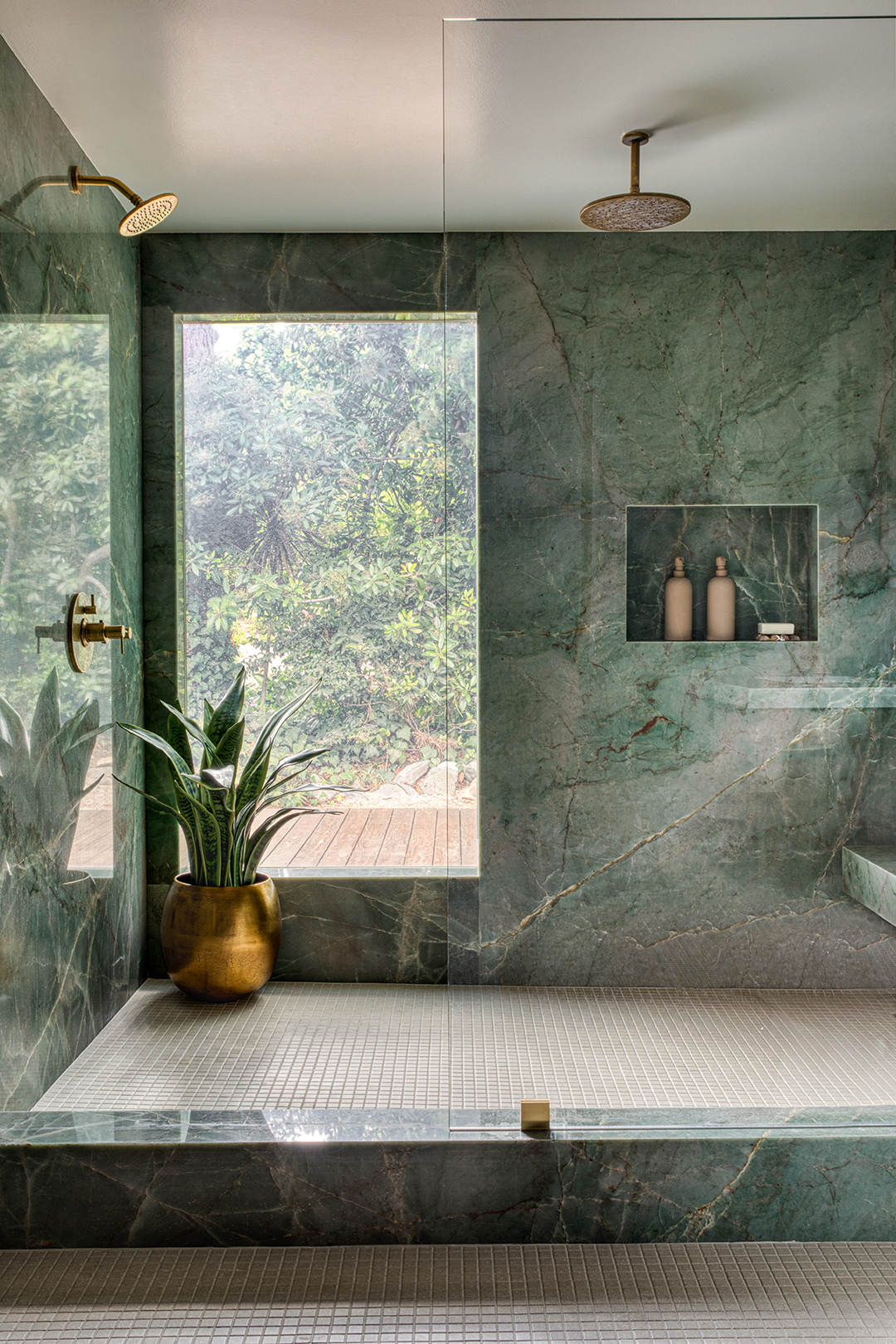 green onyx bathroom