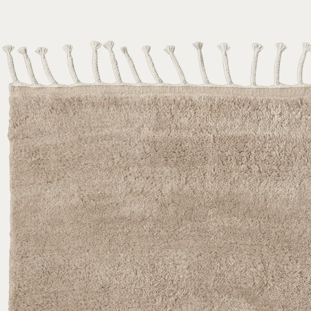  Petra rug in sparrow, a tan color