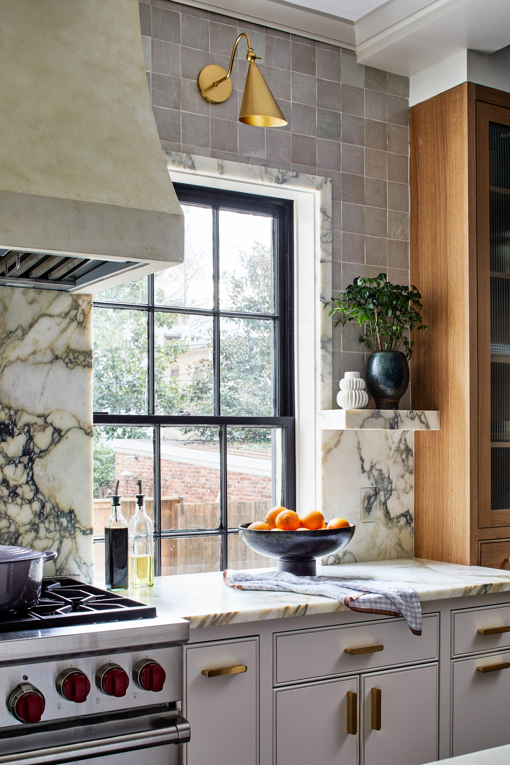 marble kitchen open shelf