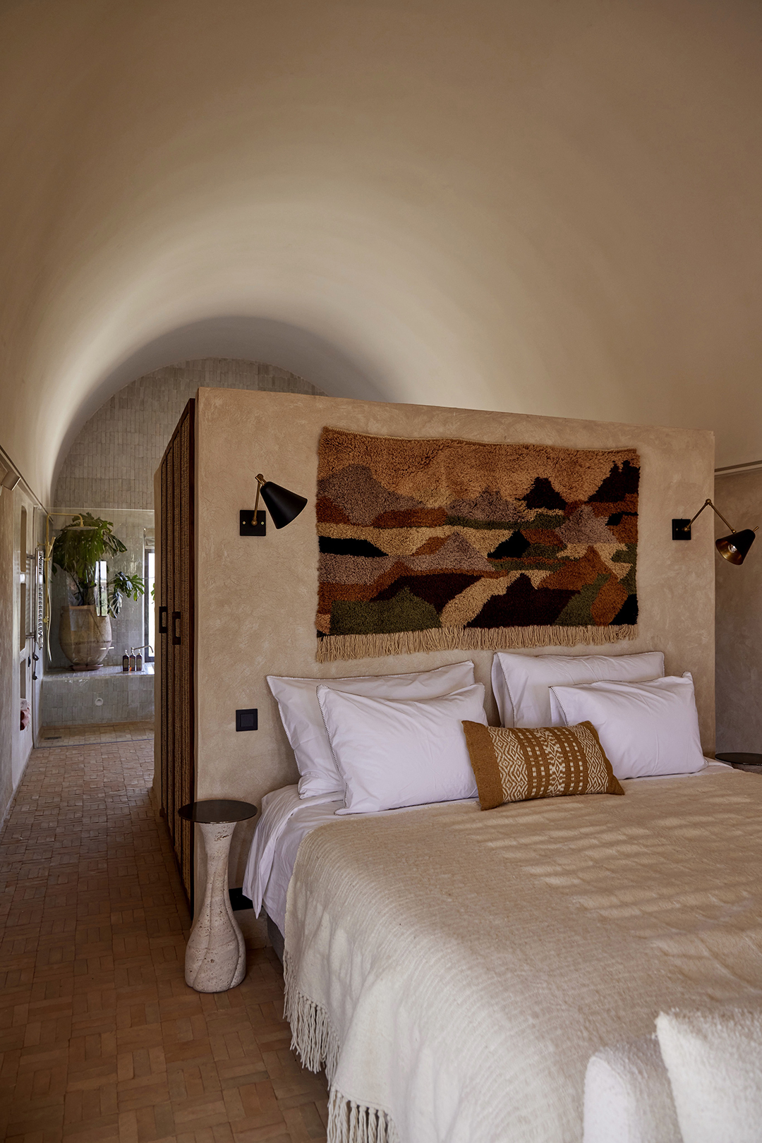 bedroom with barrel ceiling