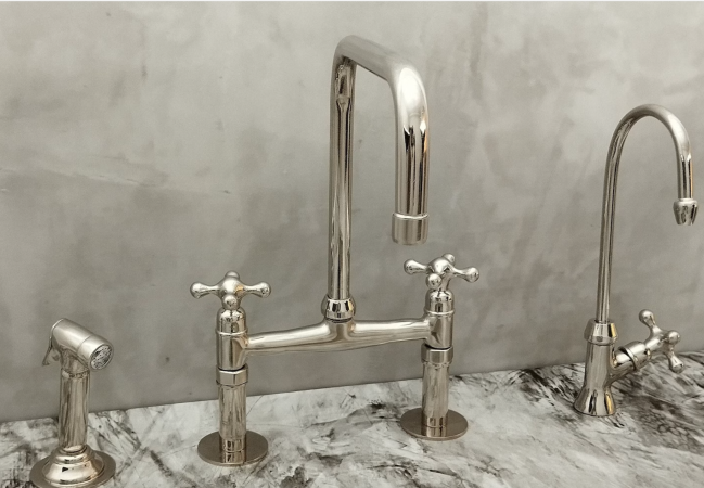  silver faucet