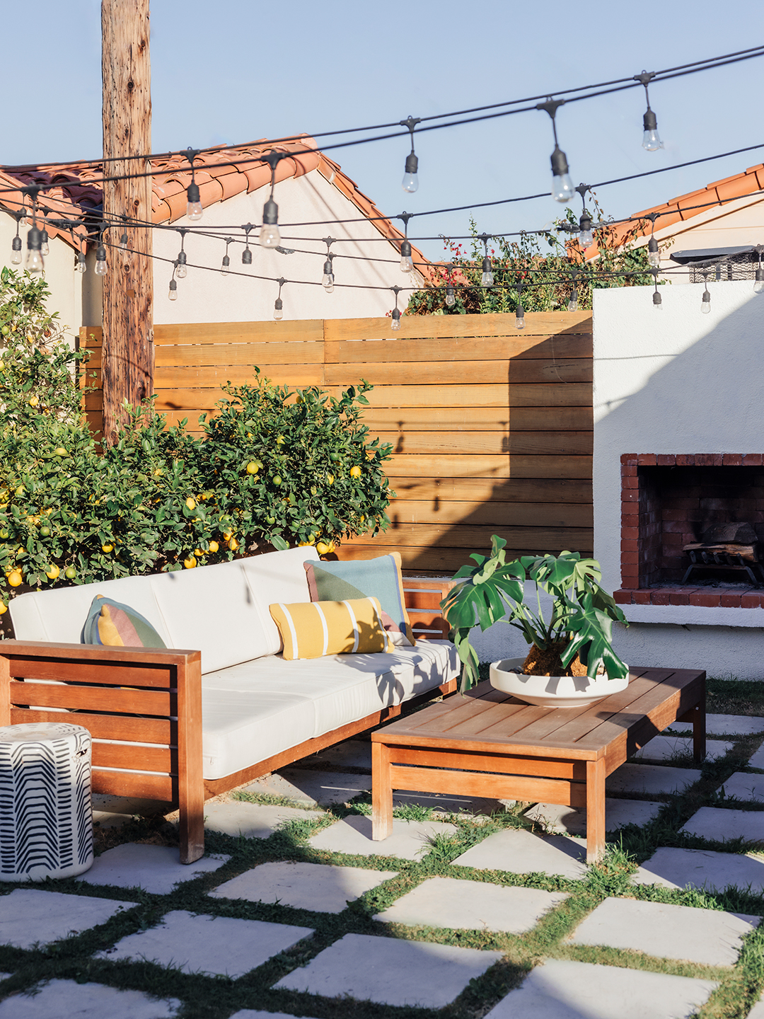 outdoor living area