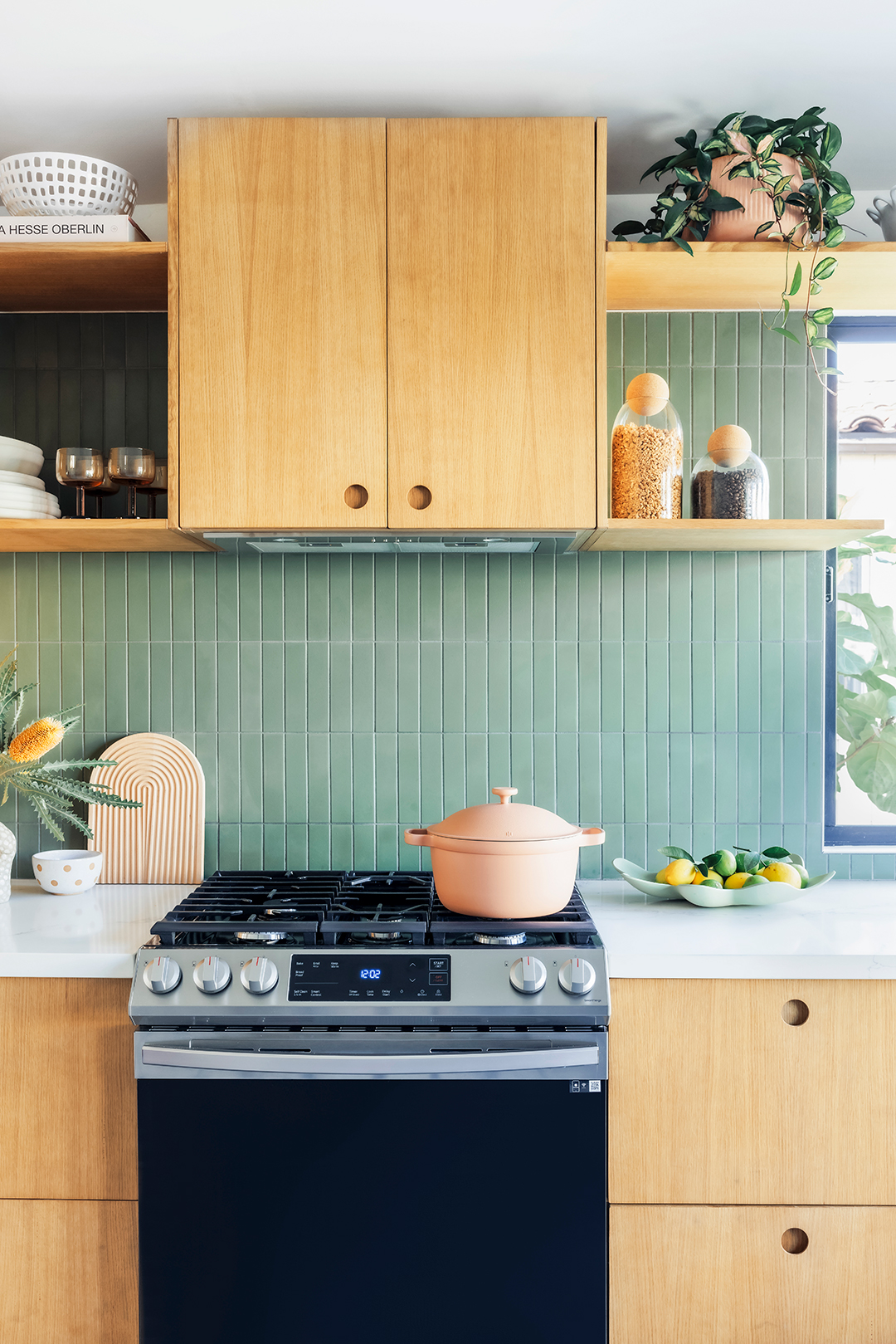 wood kitchen cabinets