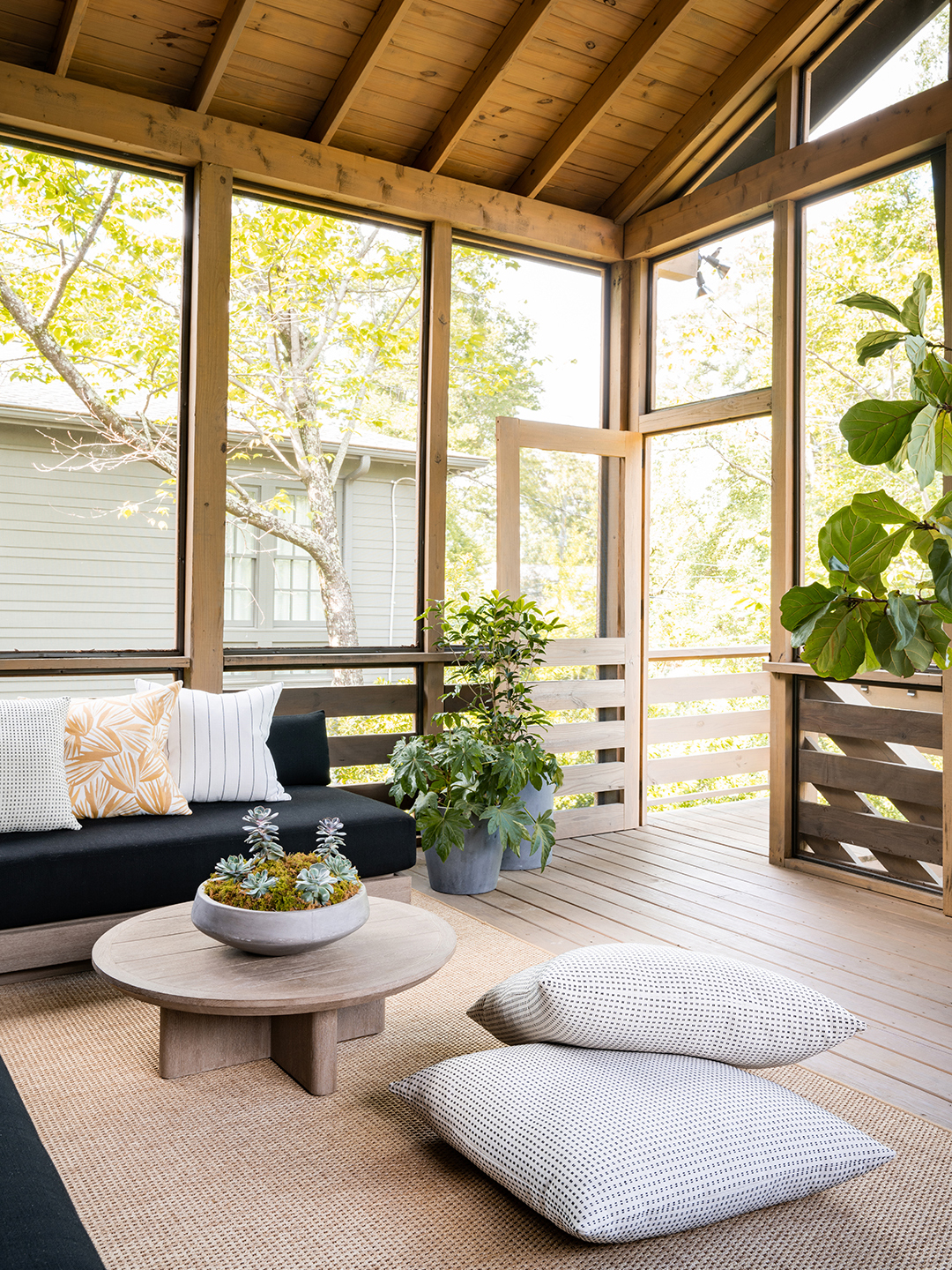 screened in porch