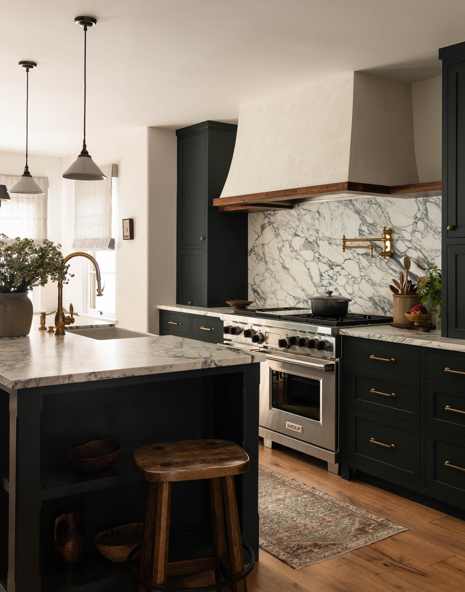 navy blue kitchen