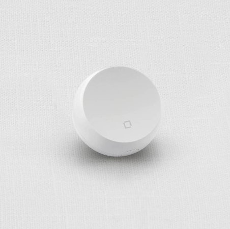  white round plug-in device