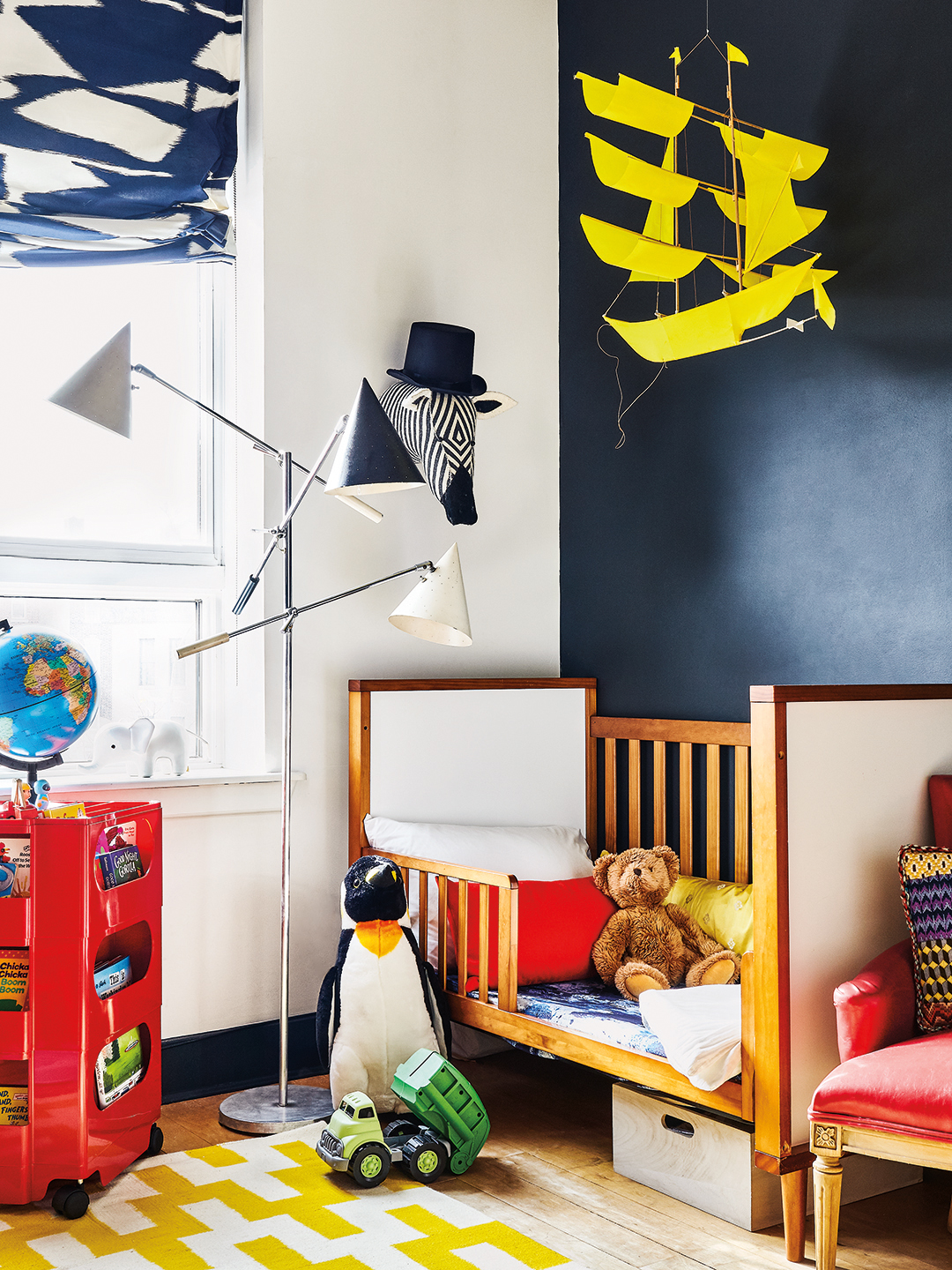 kids room with chalkboard paint