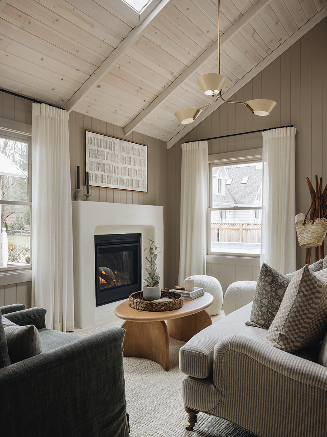 living room with pine ceiling