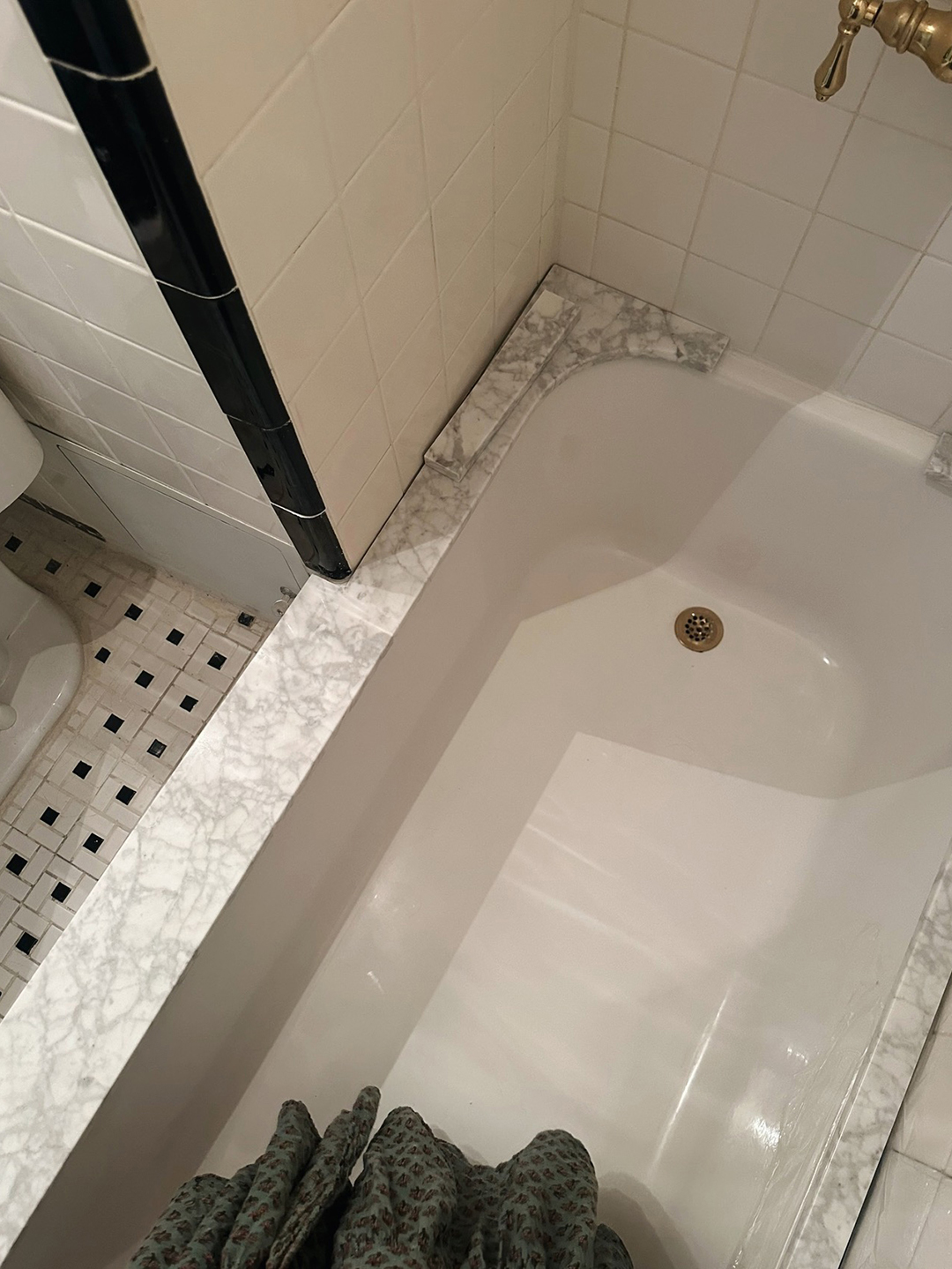 marble tub edging