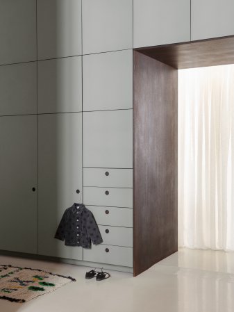 Closet built-in storage