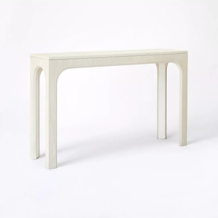  white table