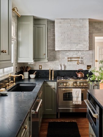 tiled kitchen hood