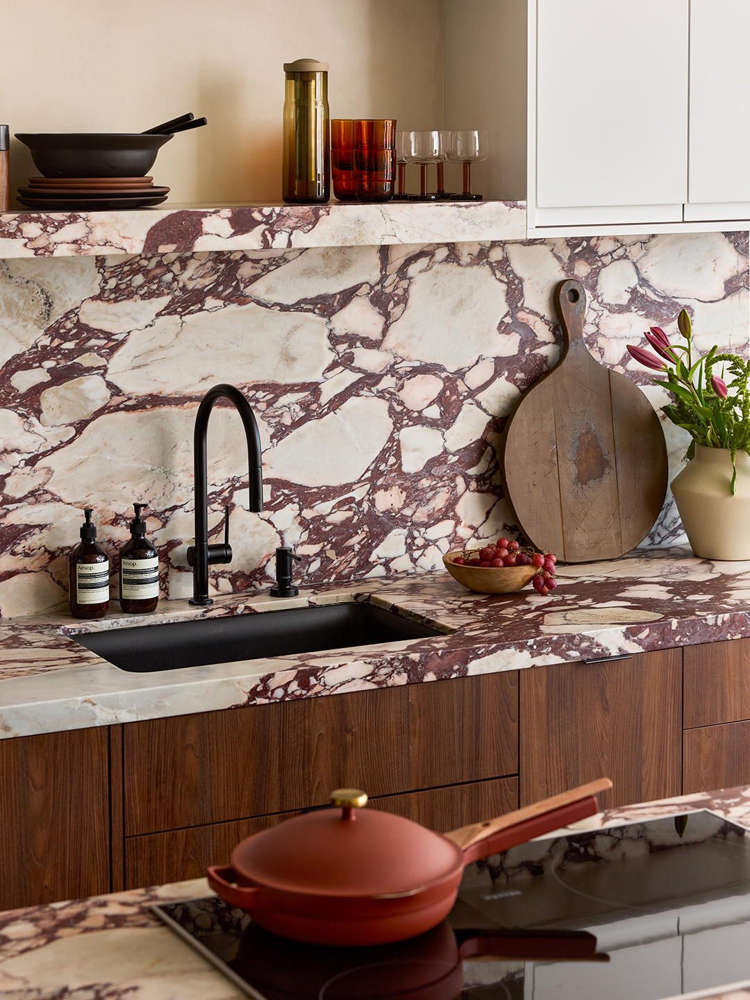 calacatta viola kitchen counters